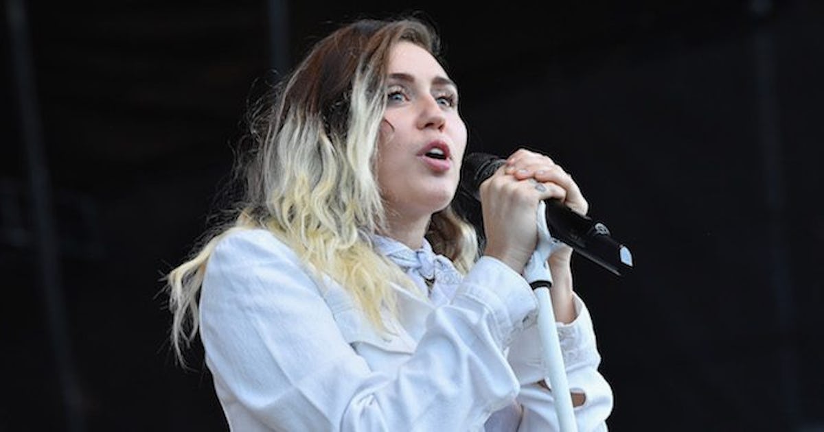 Miley Cyrus Love Someone Lyrics Are So So Savage Miley Cyrus Love Someone Lyrics Are So So Savage