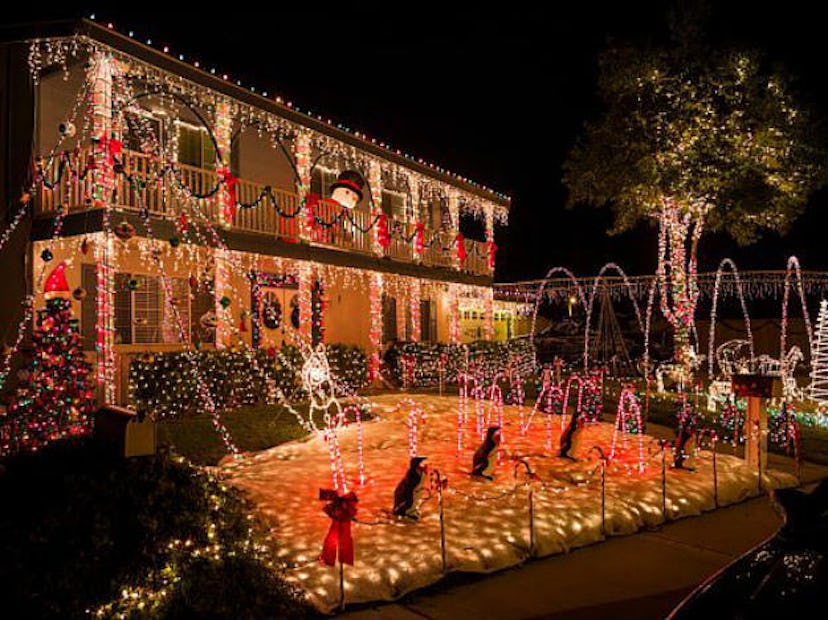 Best Christmas Light Displays: Candy Cane Lane, Woodland Hills, CA