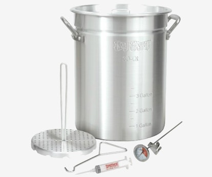 Bayou Classic Turkey Fryer Pot With Accessories And Outdoor Burner -- kitchen tools for thanksgiving