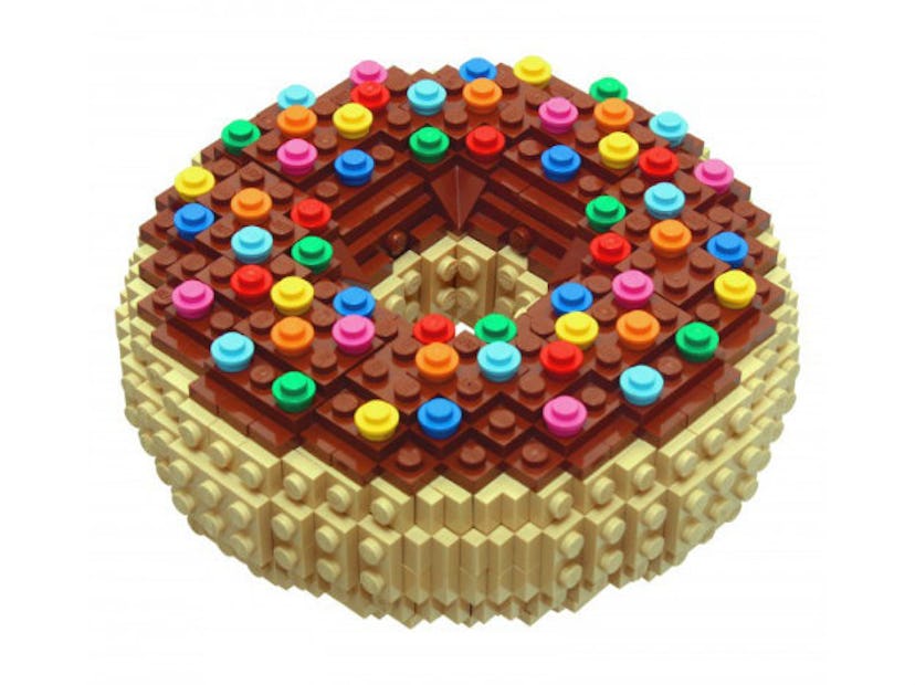 Donut (450 Pieces) -- crowdsourced lego sets