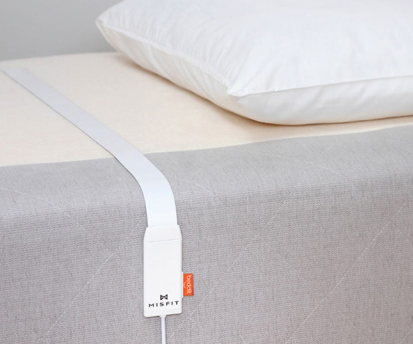 fatherly_sleep_technology_devices_misfit_beddit