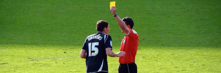 referee
