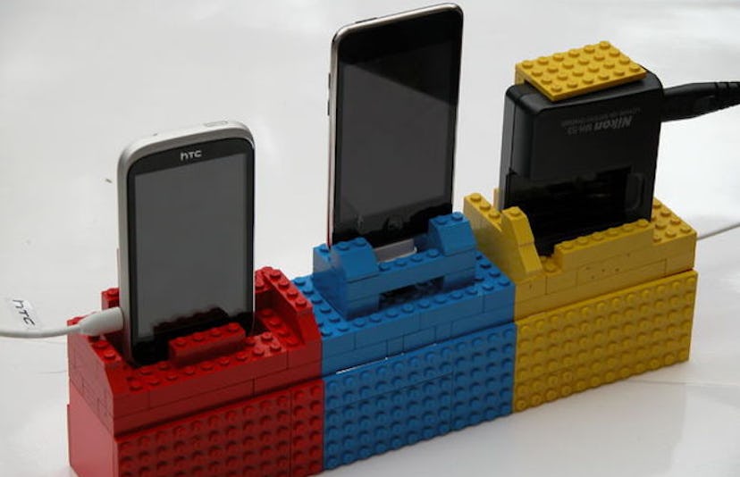 Lego Charging Station -- lego building ideas