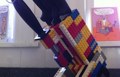 Lego Knife Stand -- lego building ideas