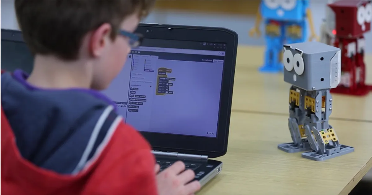 Marty Is The Toy Robot Who Will Teach Your Kid Serious STEM Skills