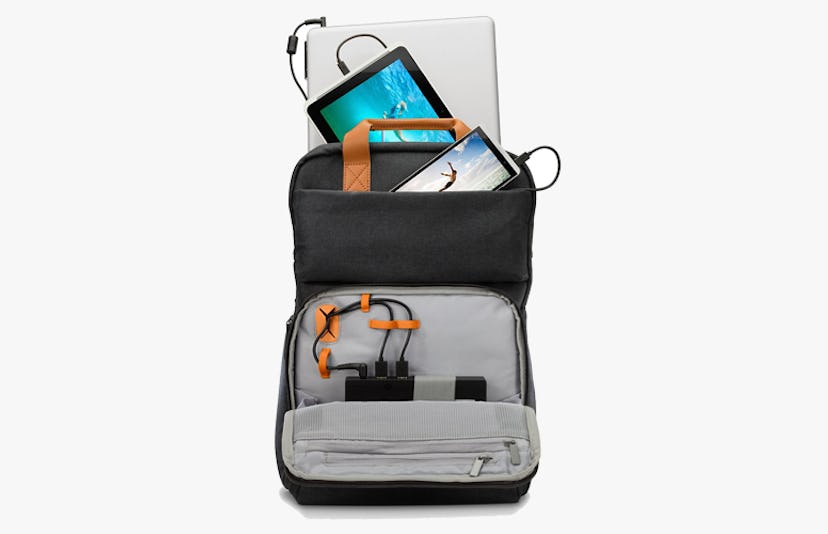 HP Powerup Charging Backpack