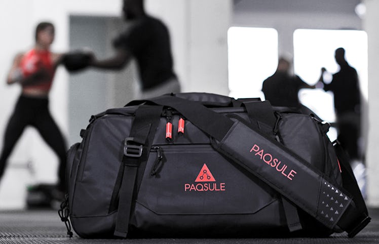 paqsule self cleaning duffel bag