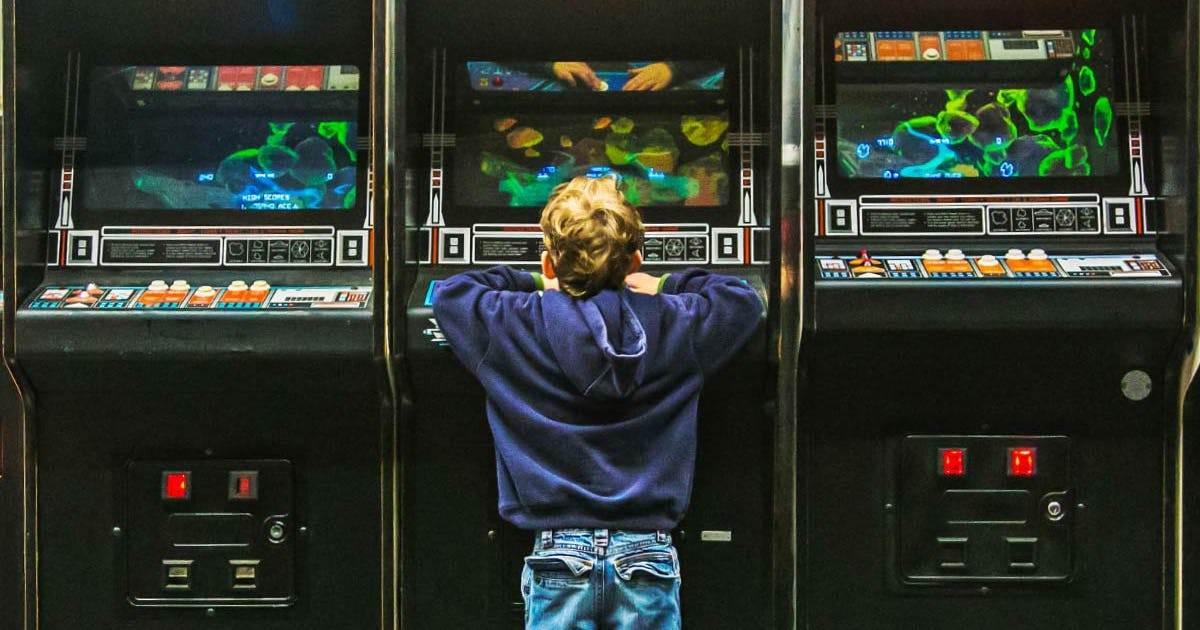 The 9 Best Classic Arcade Games to Play With Your Kid