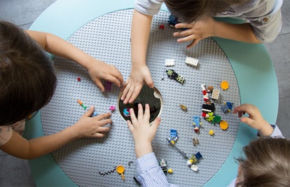 [MU]table: The Multi-Functional Children's Play Table