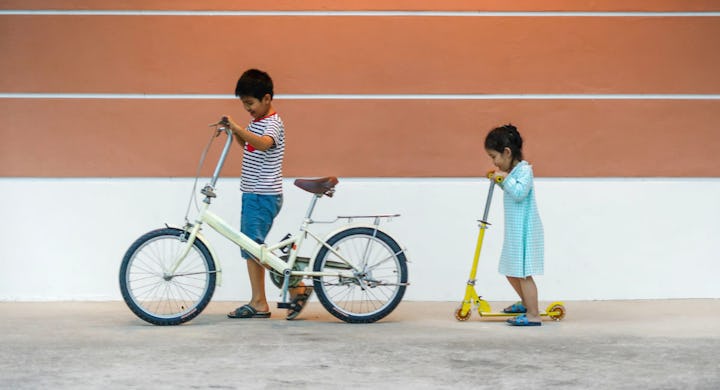 siblings on wheels
