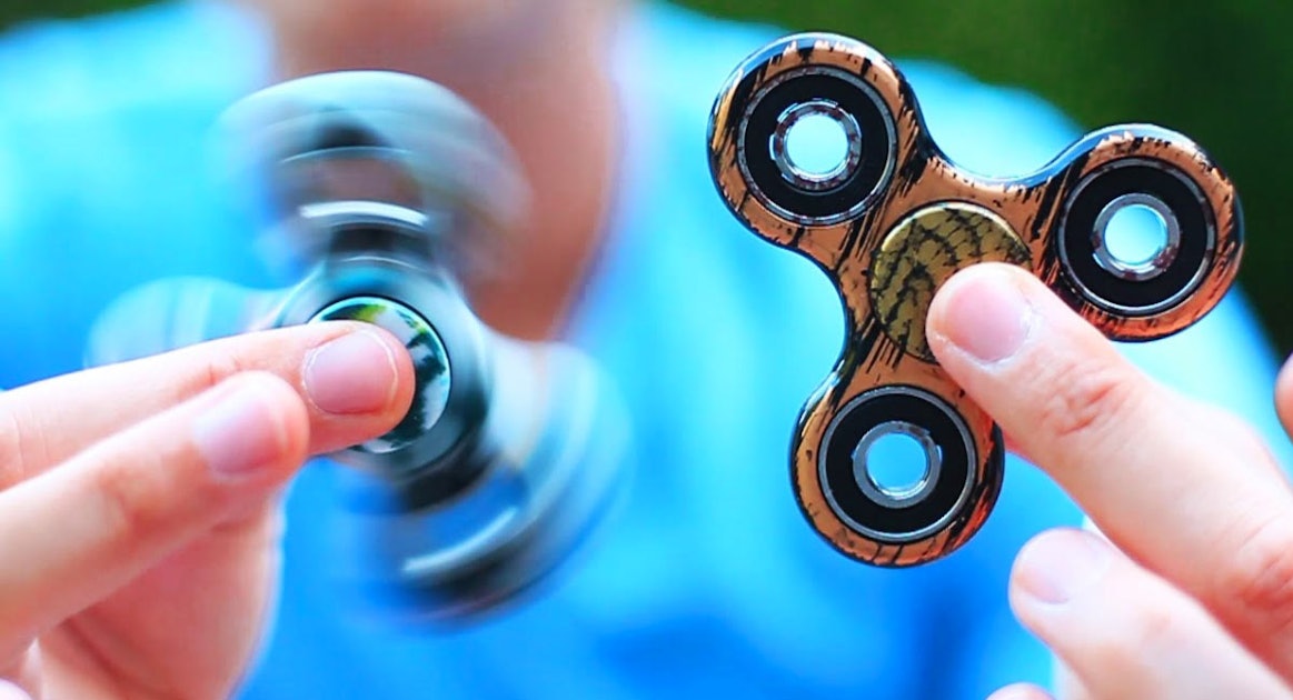 5 Awesome Fidget Spinner Tricks 