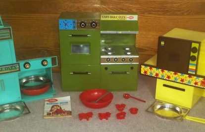 The first three versions of the famous Easy-Bake oven