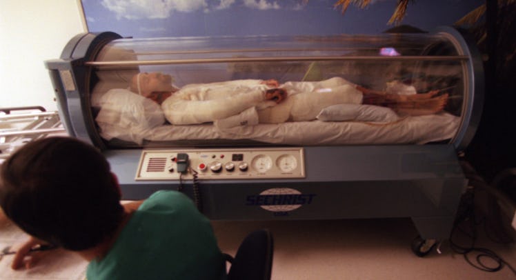 man in hyperbaric oxygen chamber
