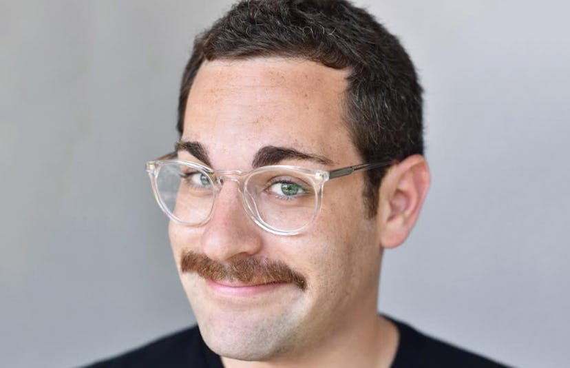 Jason Shapiro wearing glasses 