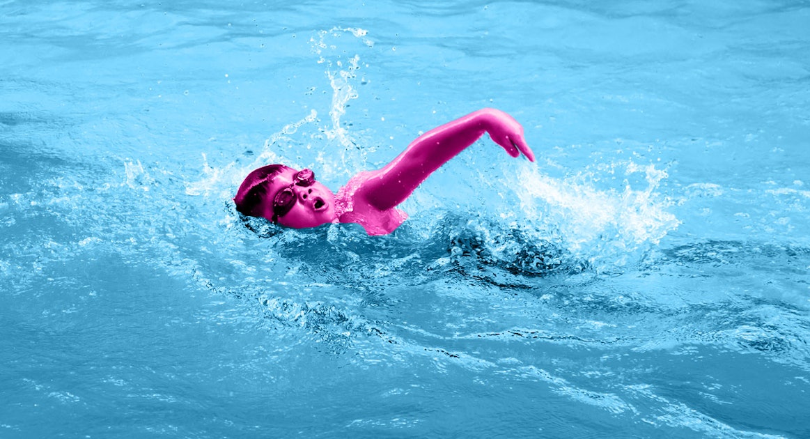 término análogo global Arenoso How to Teach a Kid to Swim Freestyle In 4 Easy Steps