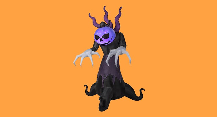 A drawing of a scary Halloween decoration for a front yard