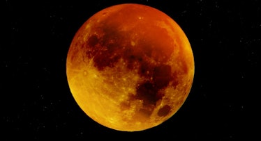 A beautiful red moon