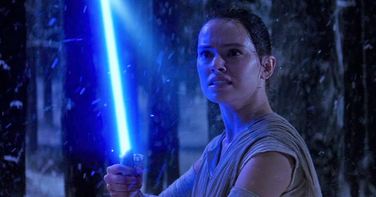 Rise of Skywalker Spoilers: Rey's Real Father Might Be a Famous Character