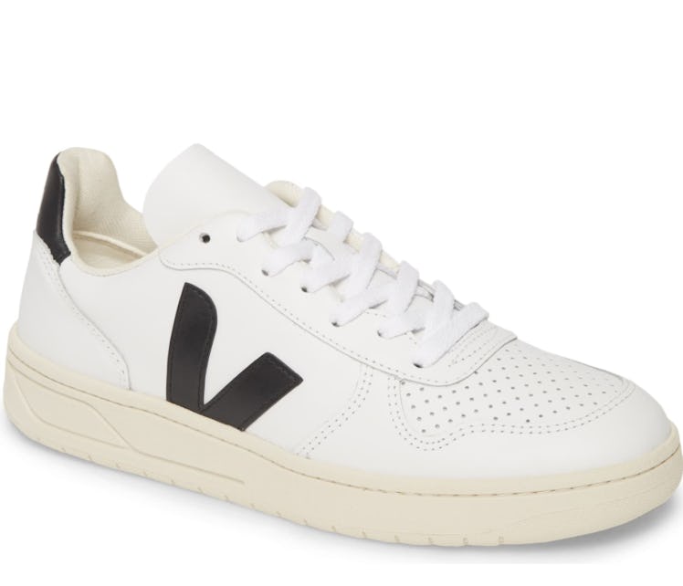 V-10 Sneaker by Veja