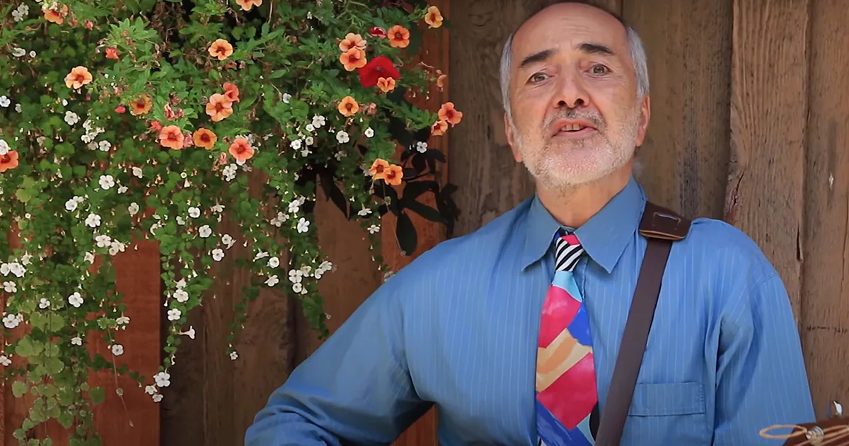 Kevin Raffi Owner Raffi's Refusal To Play Big Arenas Makes Him a True Indie Rock Icon