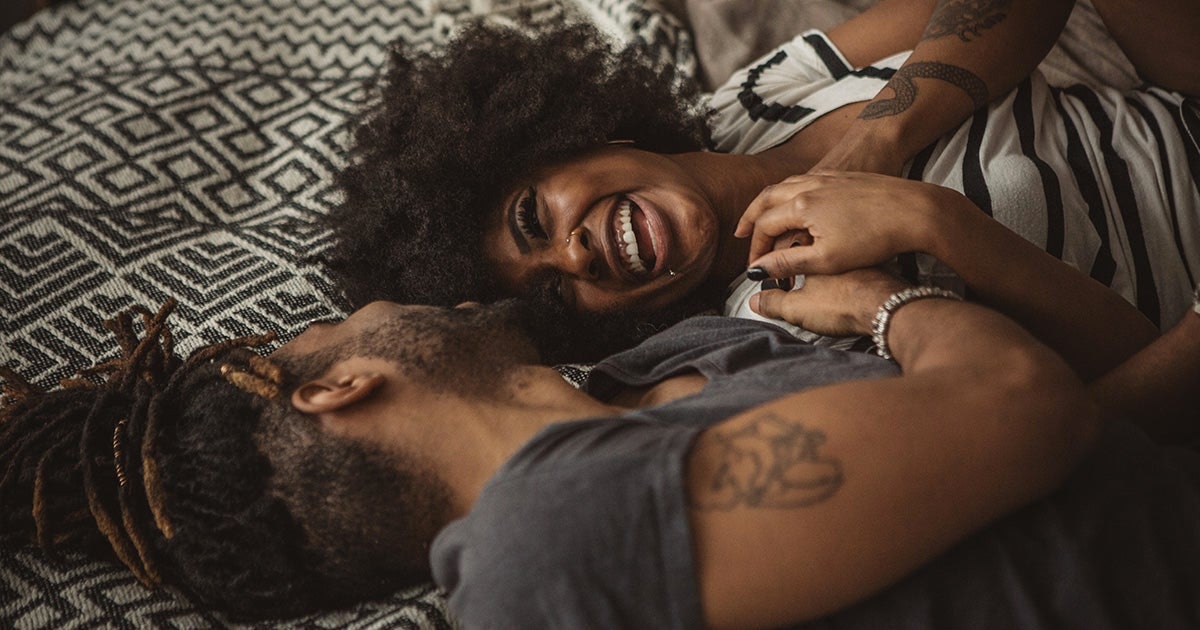 24 Dirty Talk Phrases To Use In Bed, According to Sex Therapists