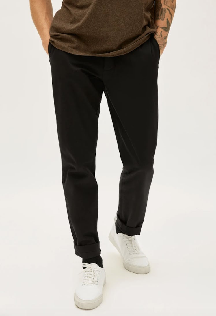 The Modern Fit Performance Chino