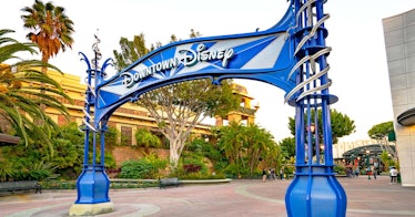 Disneyland arch