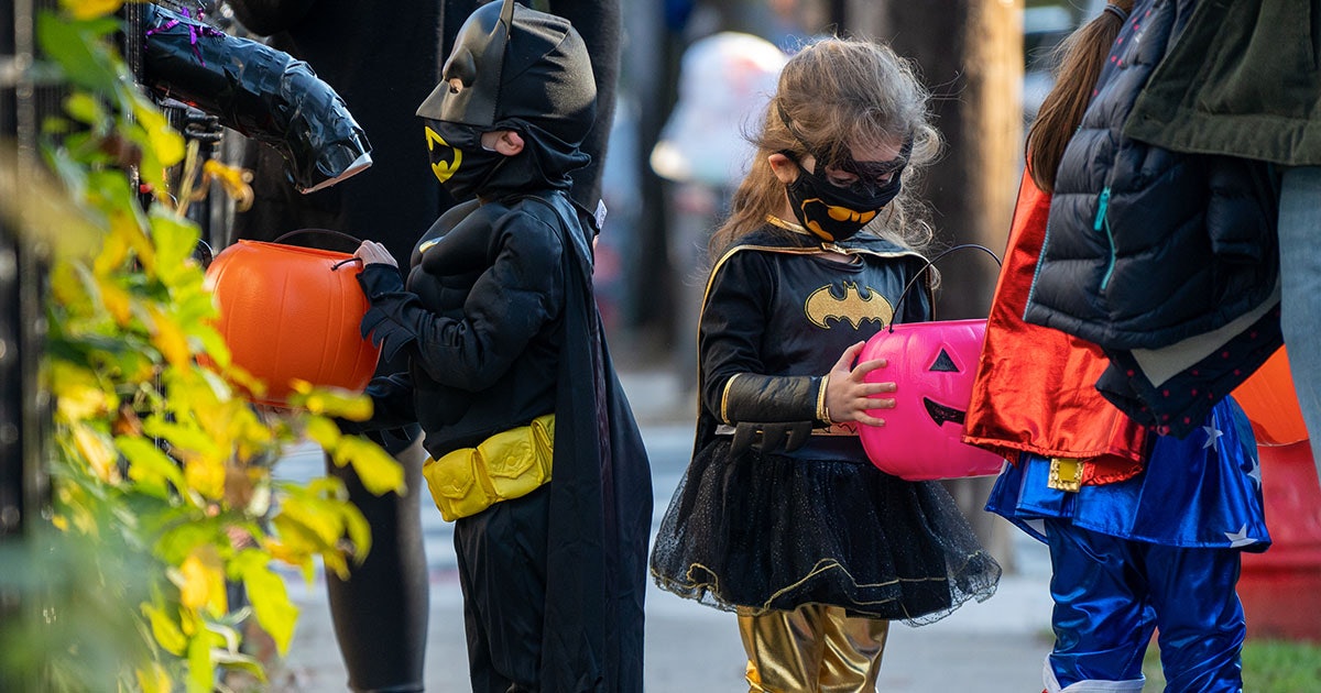 Trick-Or-Treating 2021: CDC Says It's Safe With Some Guidelines