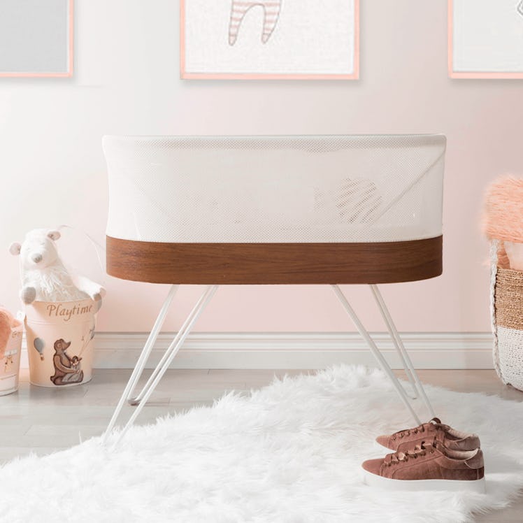 Smart Sleeper Bassinet by SNOO