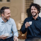 men_drinking_coffee_laughing
