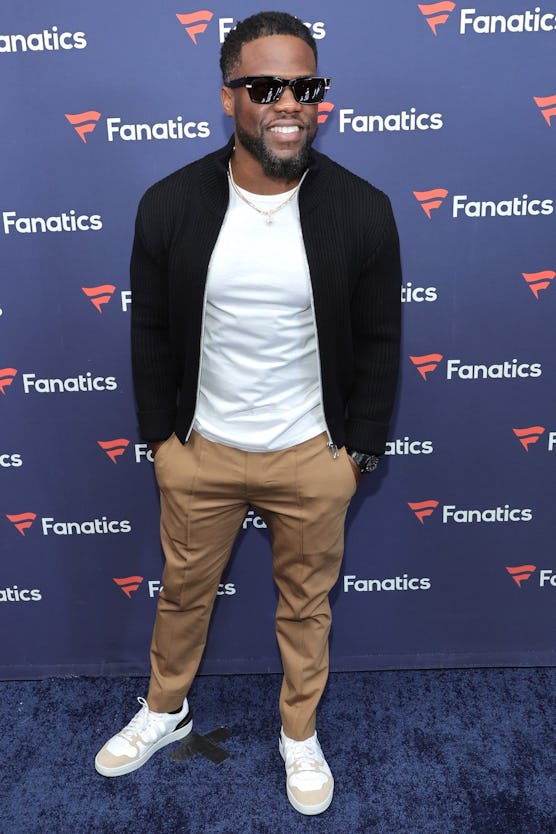 Kevin Hart in a Cardigan and T-Shirt combo, at a red carpet event