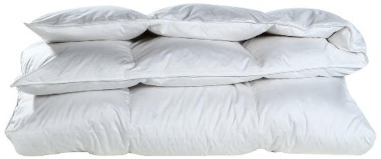 Cloud Nine Comforts Super Nova Hungarian White Goose Down Comforter