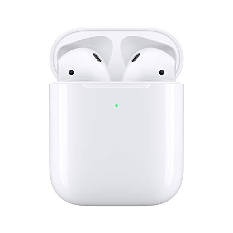 Apple AirPods with Wireless Charging Case (Latest Model)