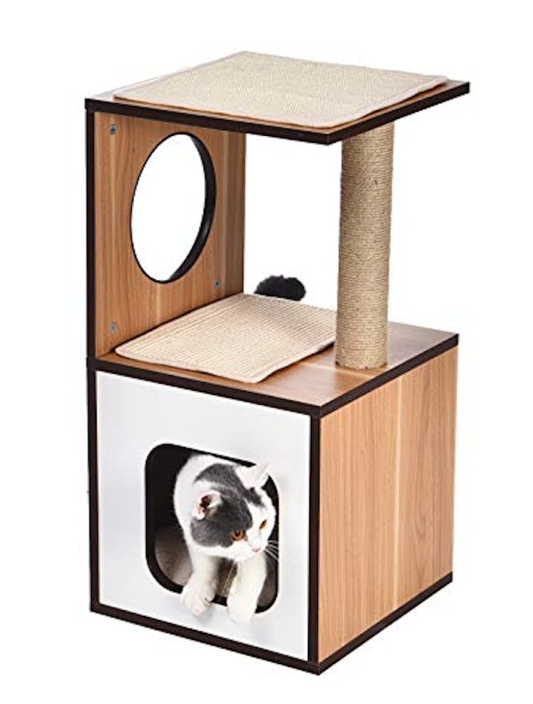 AmazonBasics Single Scratching Post Wooden Cat Tree Furniture