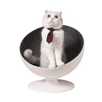 Furrytail Boss Cat Bed
