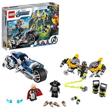 LEGO Marvel Avengers Speeder Bike Attack