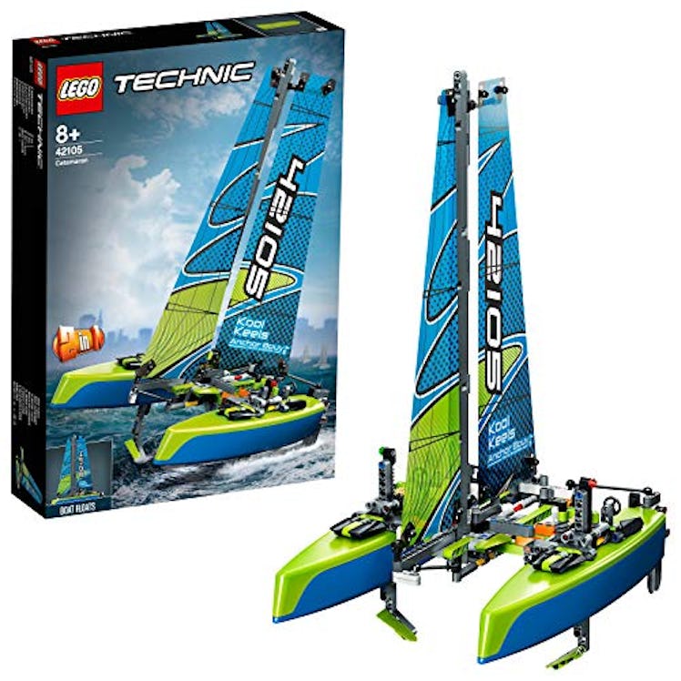 LEGO Technic Catamaran