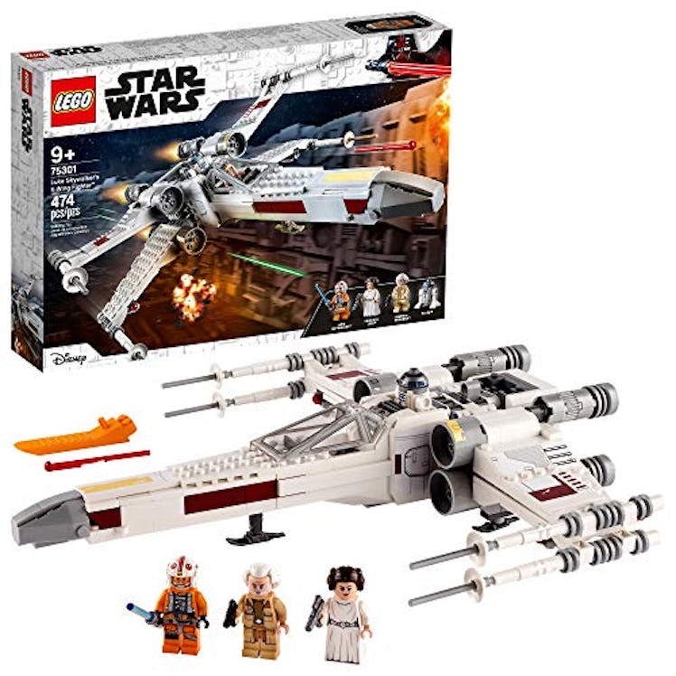 LEGO Star Wars Luke Skywalker’s X-Wing Fighter 75301 Building Kit