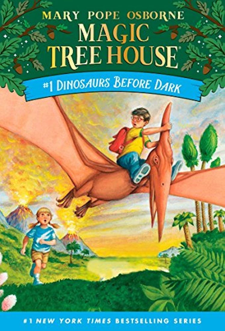 Dinosaurs Before Dark (Magic Tree House, No. 1) by Mary Pope Osborne