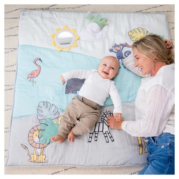 aden + anais Baby Bonding Tummy Time Mat