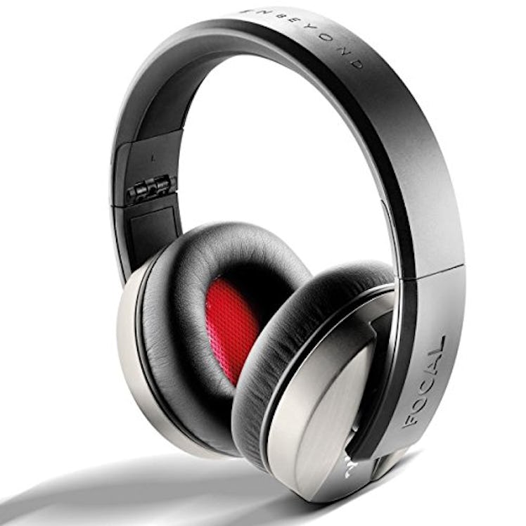Focal Listen Premium Wired Closed-Back Circum-Aural Portable Headphones