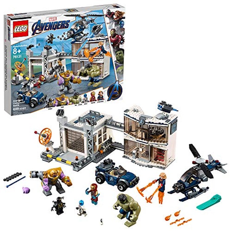 Marvel Avengers Compound Battle by Lego