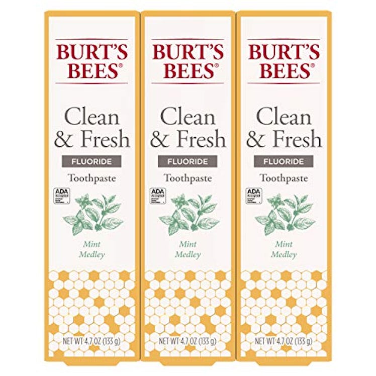 Burt's Bees Toothpaste, Natural Flavor With Fluoride Clean & Fresh