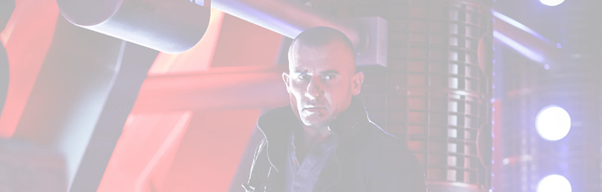 DC's 'Legends of Tomorrow' Accepts They're Superheroes by Booting Heat Wave