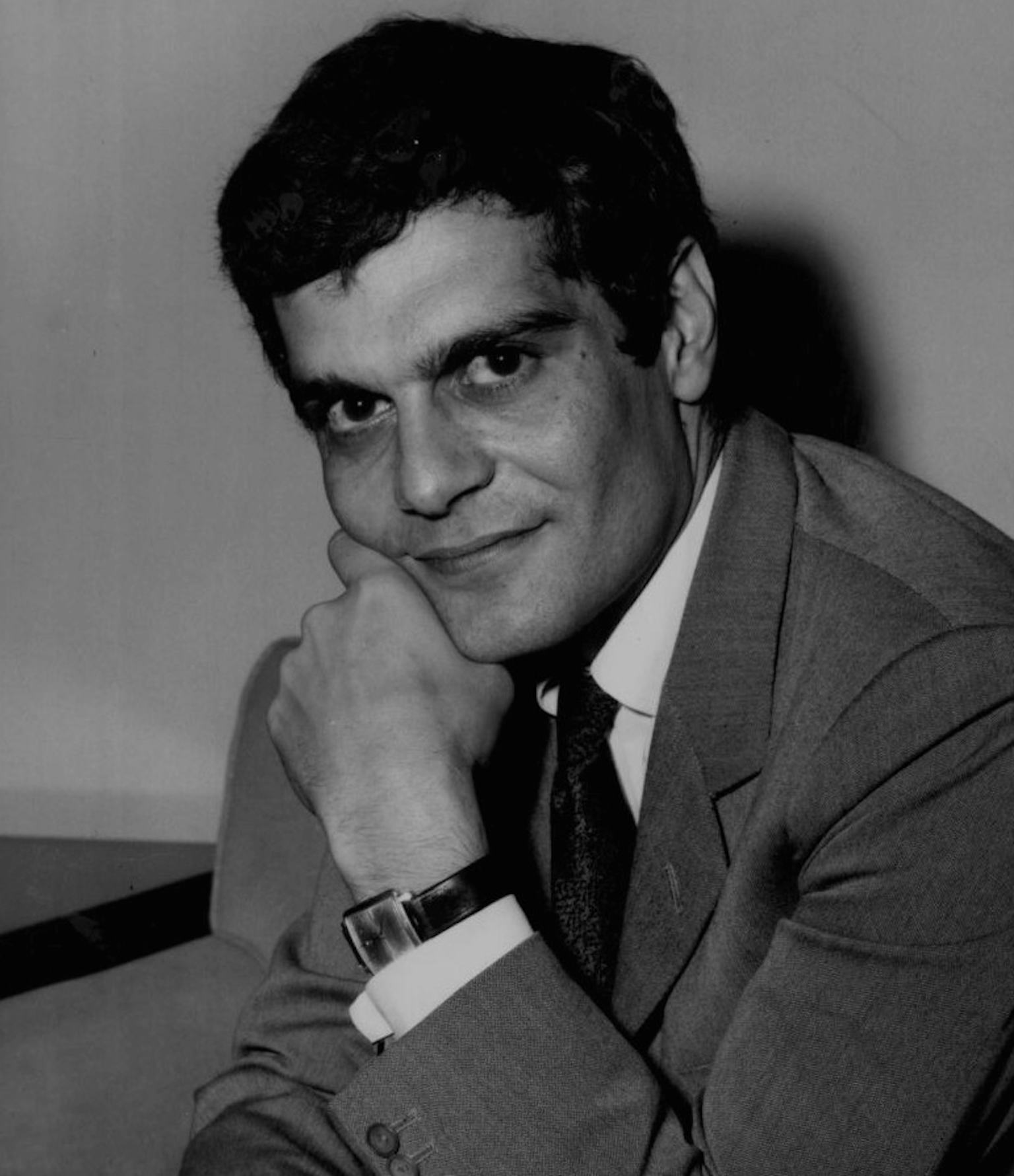 Omar Sharif and Bridge: Understanding the Math Behind His Famed Hobby