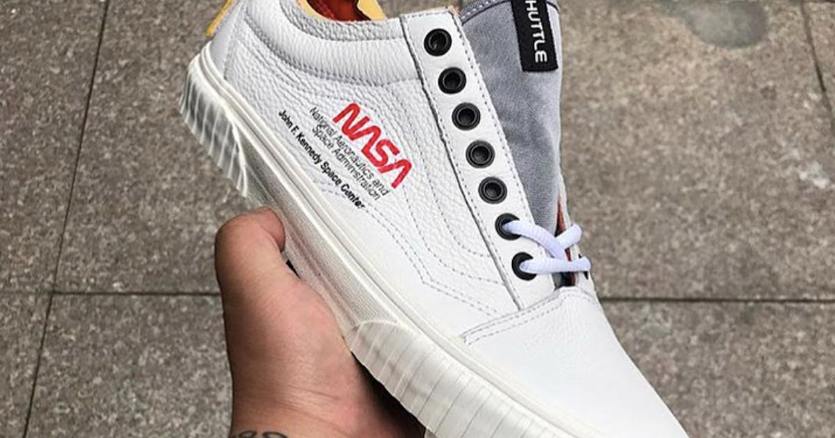 Vans nasa 2025 white high tops
