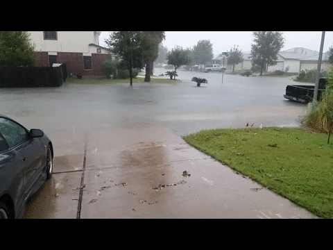 Flash Floods Cause School Lockdowns, Evacuations in Austin, Texas