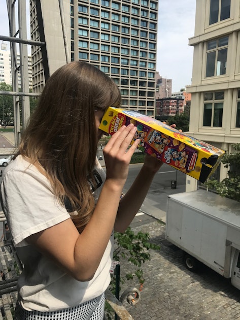 How to Make a Super LastMinute Eclipse Viewer With a Cereal Box