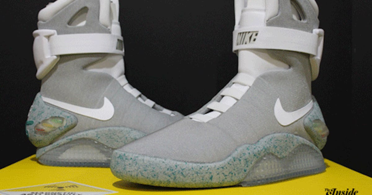 Nike air 2025 mags auto lace