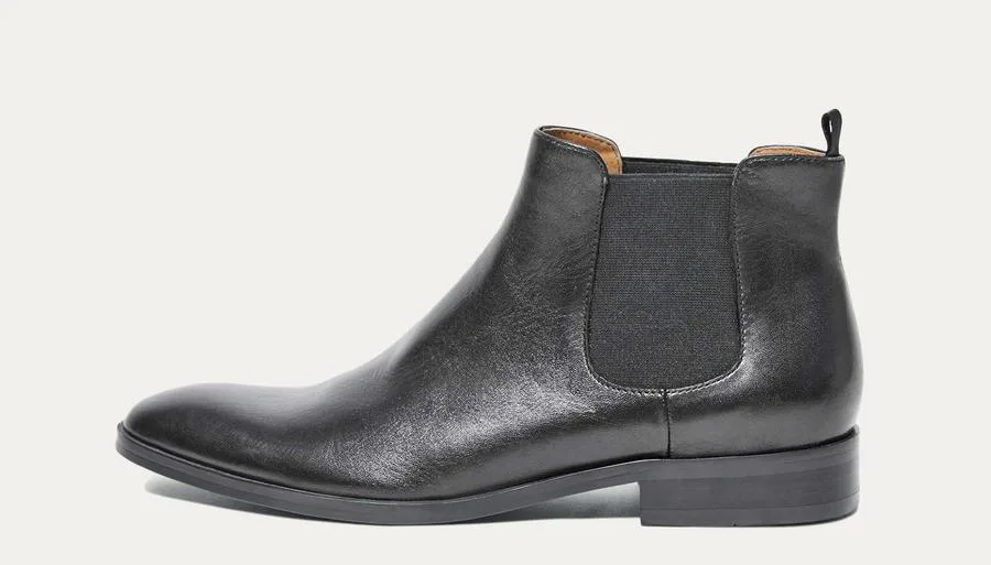 4 Incredible Shoes You Should Add To Your Closet Now